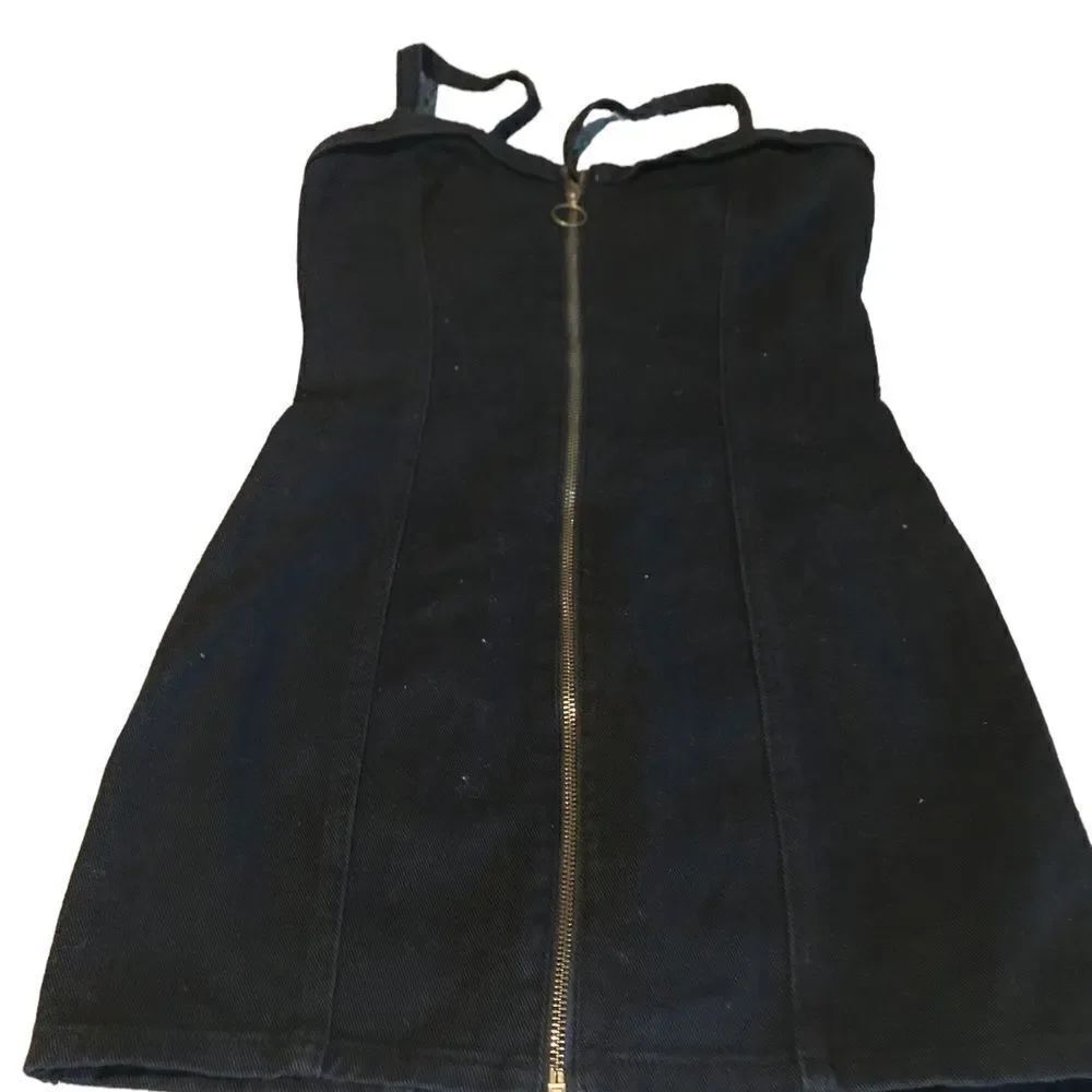 Forever 21 zip up jumper dress excellent condition see pics size small